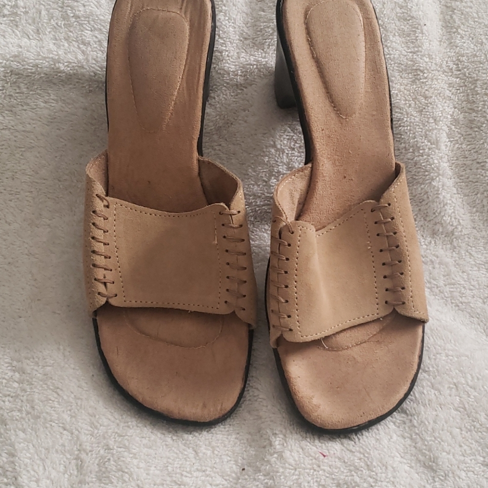 Leather sandals size 8